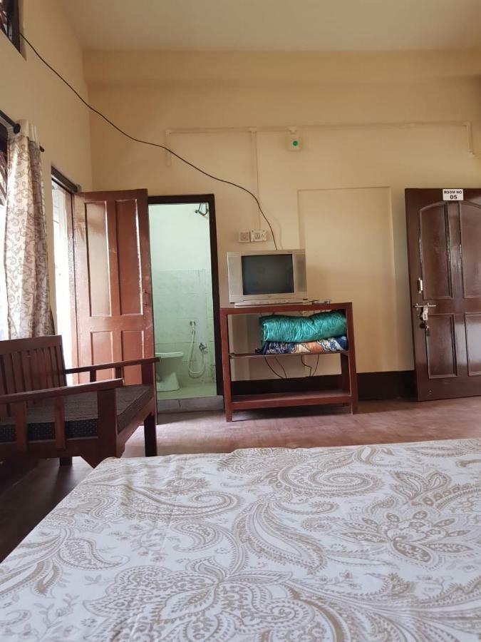 Bhaskar Homestay Dibrugarh 外观 照片